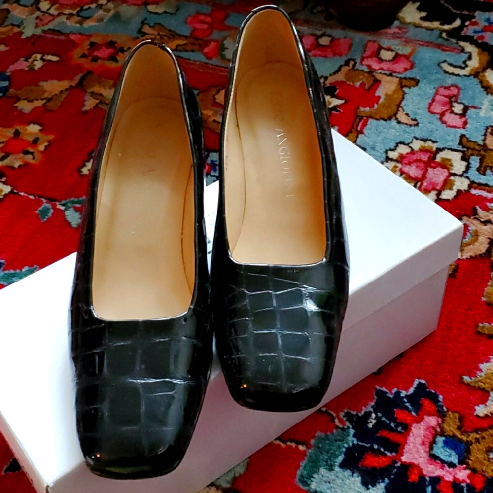 Enzo Angiolini pumps